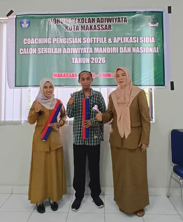 Suasana penuh semangat dan antusiasme mewarnai kegiatan Forum Sekolah Adiwiyata Kota Makassar dan Coaching Pengisian Softfile serta Aplikasi SIDIA bagi Calon Sekolah Adiwiyata Nasional dan Adiwiyata Mandiri Tahun 2026
