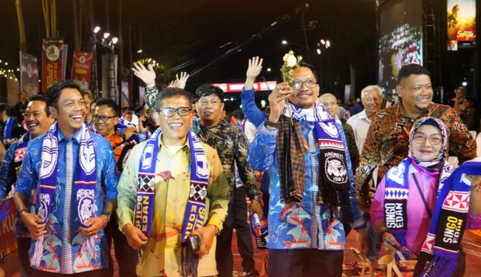 Kadis Pendidikan Makassar Hadir Karnaval Budaya Rakernas APEKSI XVI Makassar