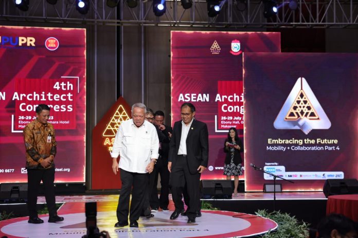 Danny Pomanto Ajak Arsitek se-ASEAN Fokus Selesaikan Isu-isu Arsitektur
