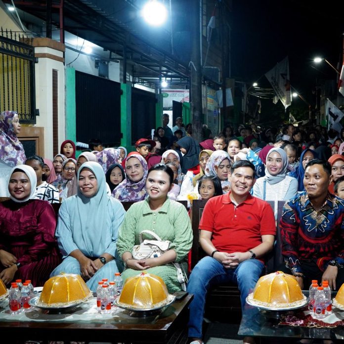 Camat Mamajang dan Ketua TP-PKK Kecamatan Mamajang Hadiri Malam Pesta Rakyat di Kelurahan Bonto Lebang