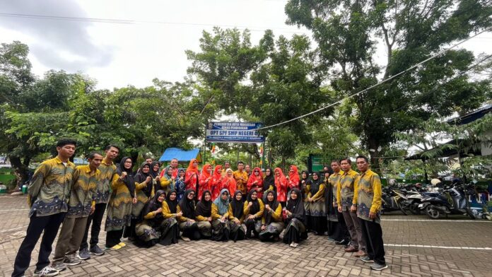 Tukar Pengalaman Antarkota: SMP N 13 SIGI Sulawesi Tengah Kunjungi SMP N 40 Makassar dalam Program Budaya Siswa