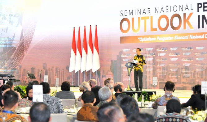 Presiden Joko Widodo Menyampaikan Optimisme Terkait Ekonomi dan Politik Indonesia di Tahun 2024