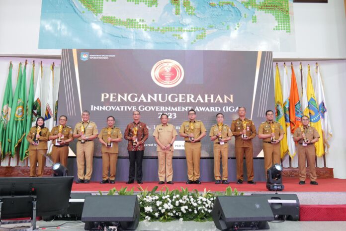 Kota Makassar Raih Penghargaan Kota Terinovatif: Pusat Inovasi Menuju Pembangunan Berkelanjutan
