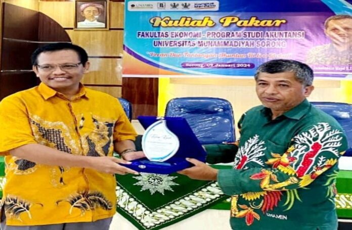 Dr.Jamaluddin Majid Nara Sumber Kuliah Pakar di Universitas Muhammadiyah Sorong
