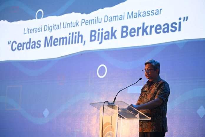 Penjabat Sekretaris Daerah Provinsi Sulawesi Selatan, Andi Muhammad Arsjad, hadir dalam kegiatan Literasi Digital untuk Pemilu Damai Makassar 2024 yang diadakan oleh Kementerian Komunikasi dan Informatika. Acara tersebut digelar di Gedung Upper Hills, Makassar, pada 1 Februari 2024.