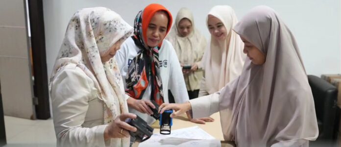 Badan Pendapatan Daerah (Bapenda) Kota Makassar telah memulai pencetakan Surat Pemberitahuan Pajak Terhutang (SPPT) untuk tahun 2024 melalui Unit Pelayanan Teknis (UPT) Pajak Bumi dan Bangunan (PBB). Langkah ini merupakan bagian dari upaya untuk meningkatkan pendapatan daerah melalui pajak.