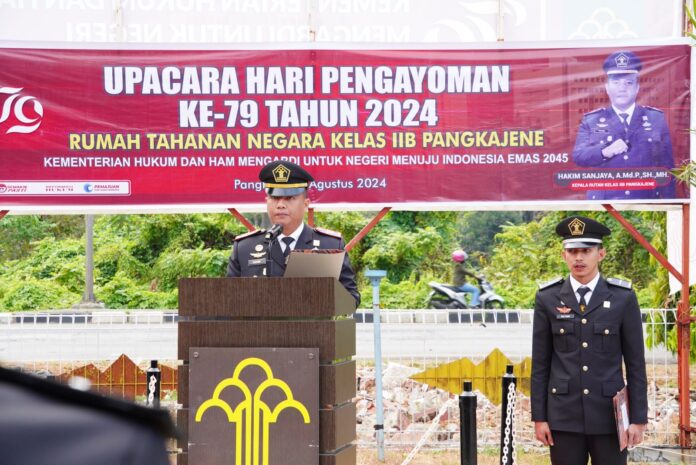 Kepala Rutan Hakim Sanjaya, memberikan sambutan.