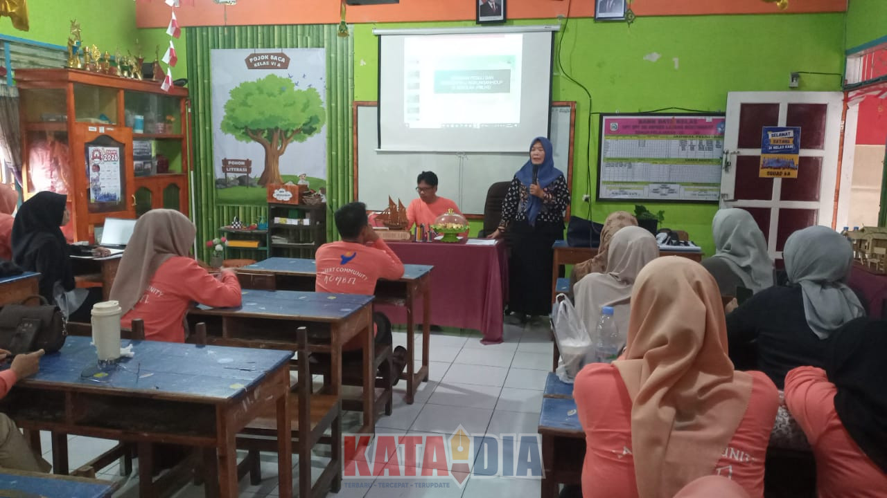 SDI Layang Bertingkat terus memantapkan langkah menuju Sekolah Adiwiyata Tingkat Provinsi Tahun 2026 melalui kegiatan pembinaan yang dirangkaikan dengan peringatan Hari Gerakan Sejuta Pohon,
