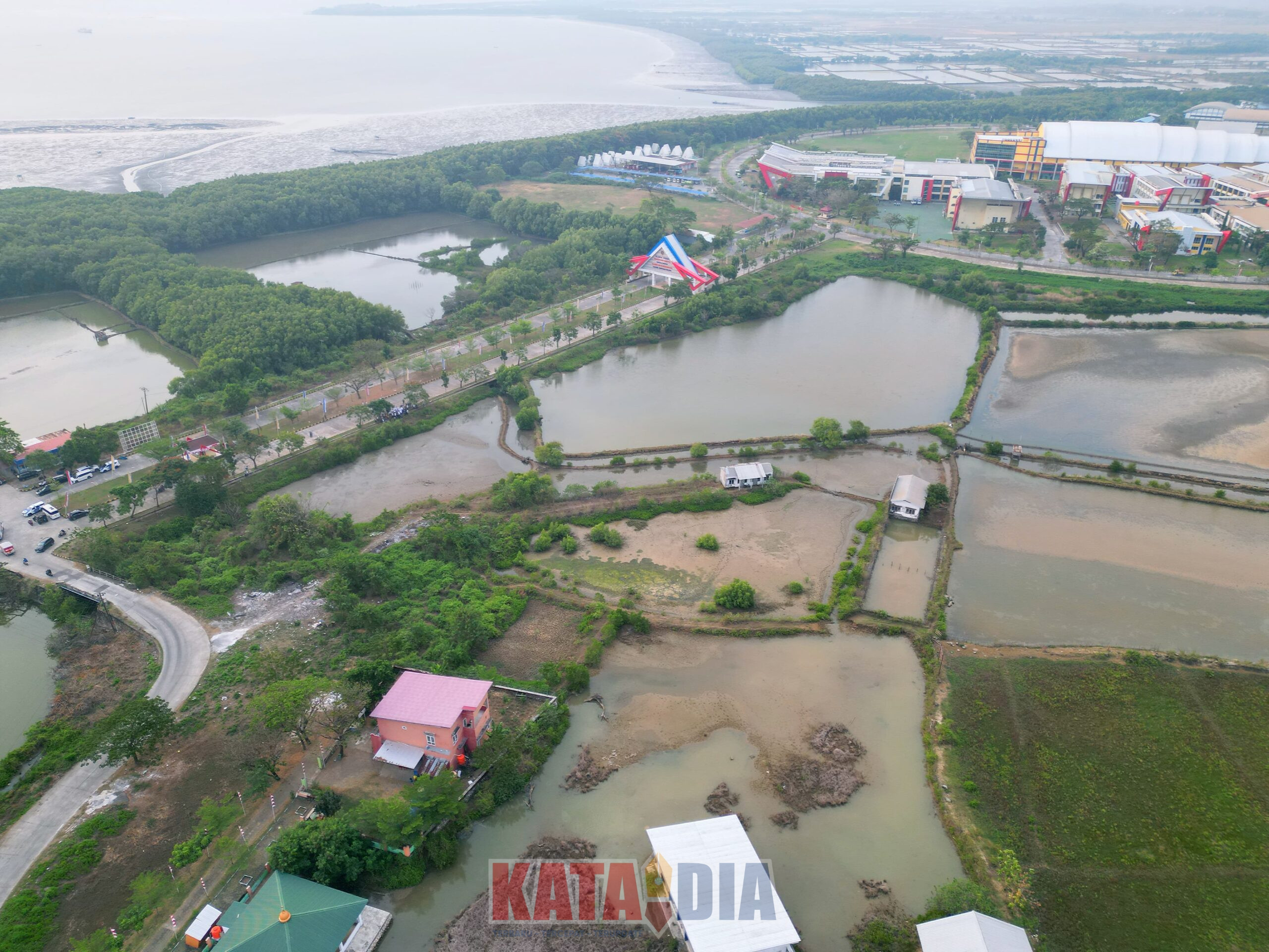 Komitmen Pemerintah Kota Makassar untuk menghadirkan stadion olahraga representatif kini memasuki tahap nyata.