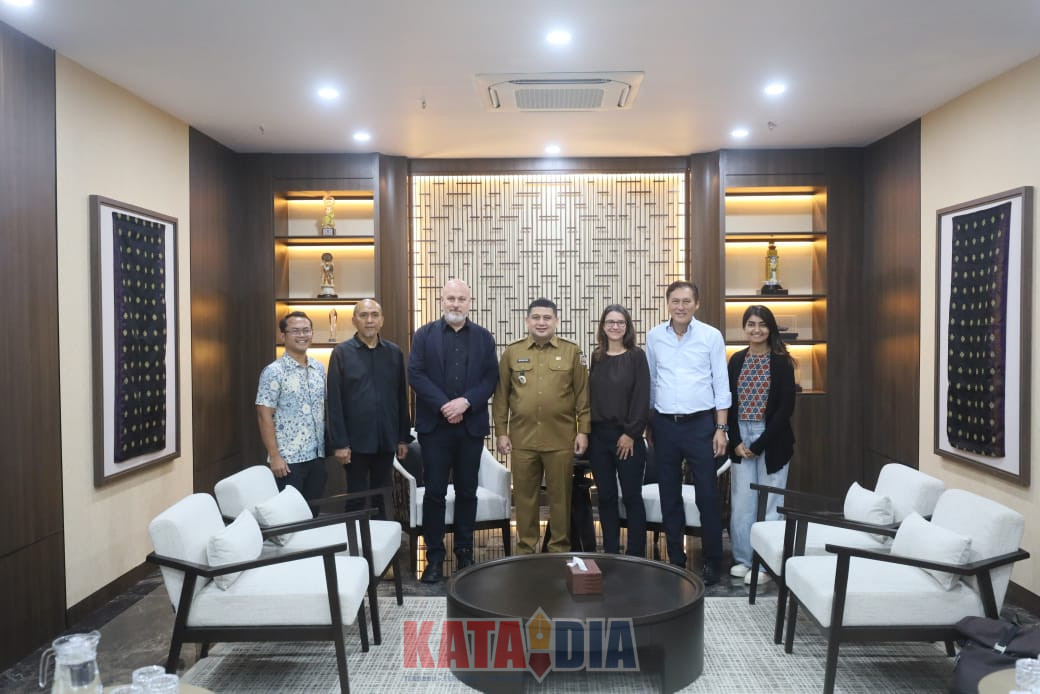 Wali Kota Makassar, Munafri Arifuddin, memaparkan berbagai program unggulan Pemerintah Kota Makassar dalam menghadapi persoalan banjir, akses air bersih, sanitasi.