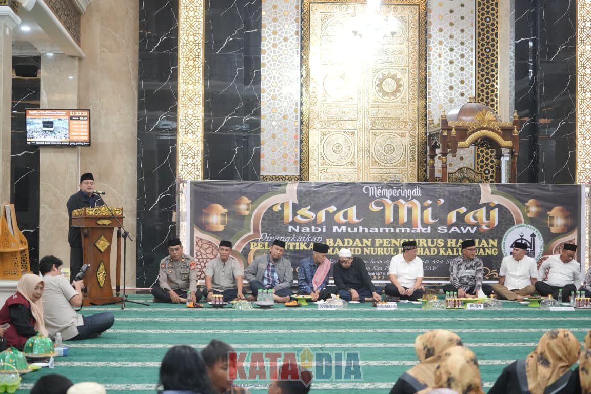 Wali Kota Makassar, Munafri Arifuddin, menekankan pentingnya pengelolaan masjid yang profesional, legal,