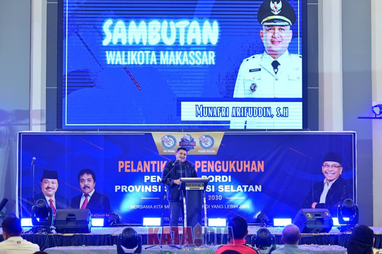 Wali Kota Makassar Munafri Arifuddin bersama Wakil Wali Kota Makassar Aliyah Mustika Ilham menghadiri Pelantikan Pengurus Provinsi Persatuan Olahraga Domino Indonesia (PORDI) Sulawesi Selatan periode 2026–2029