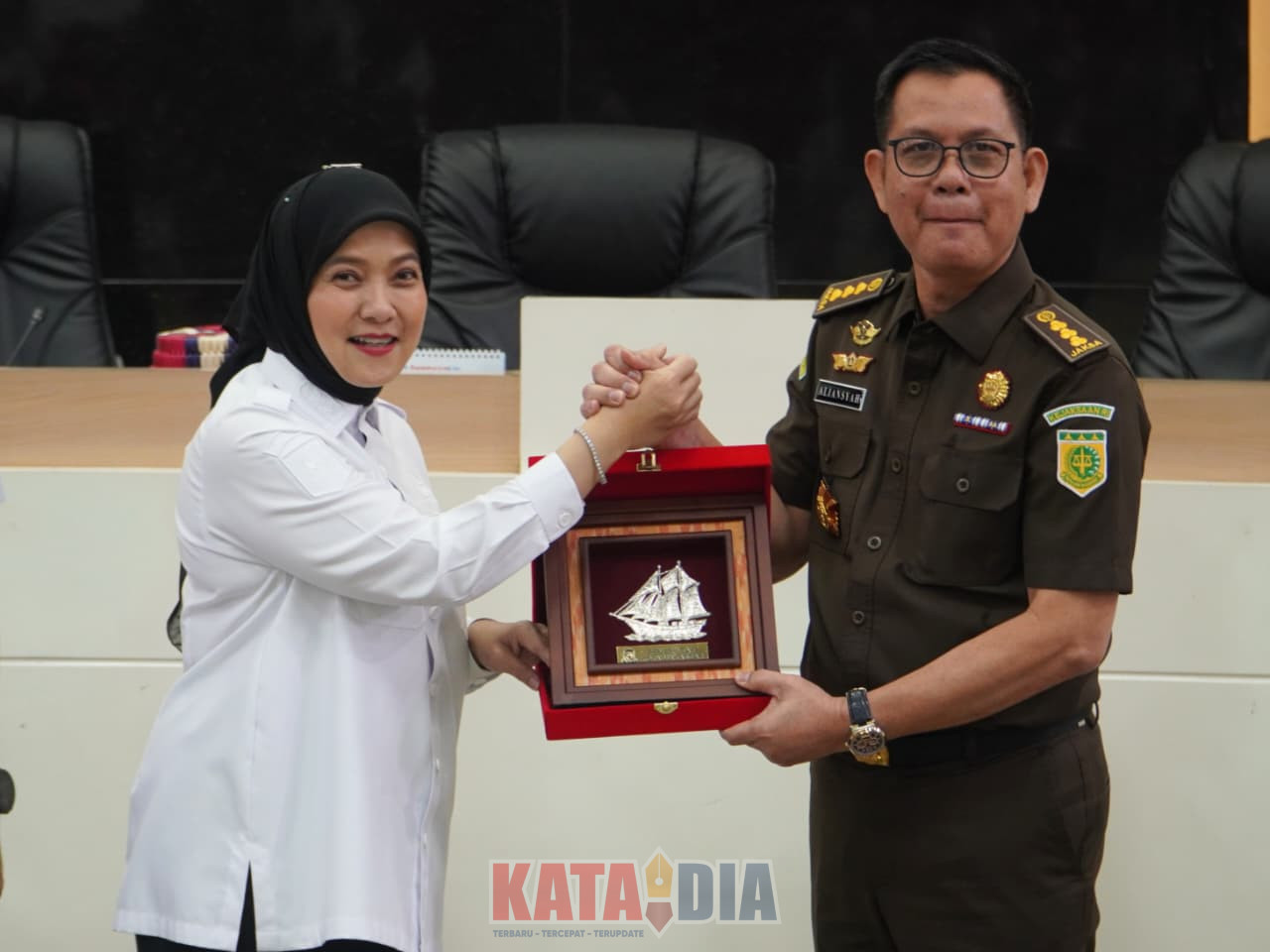 Pemerintah Kota Makassar terus memperkuat komitmennya dalam mewujudkan pemerintahan yang bersih dan berintegritas.