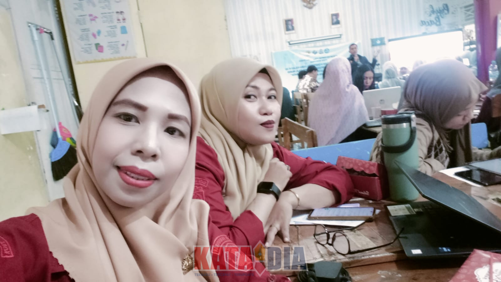 Guru SD Inpres Banta-Bantaeng 1 Makassar turut ambil bagian dalam kegiatan Bimbingan Teknis (Bimtek) Pengembangan Kompetensi Guru SD Kelas VI