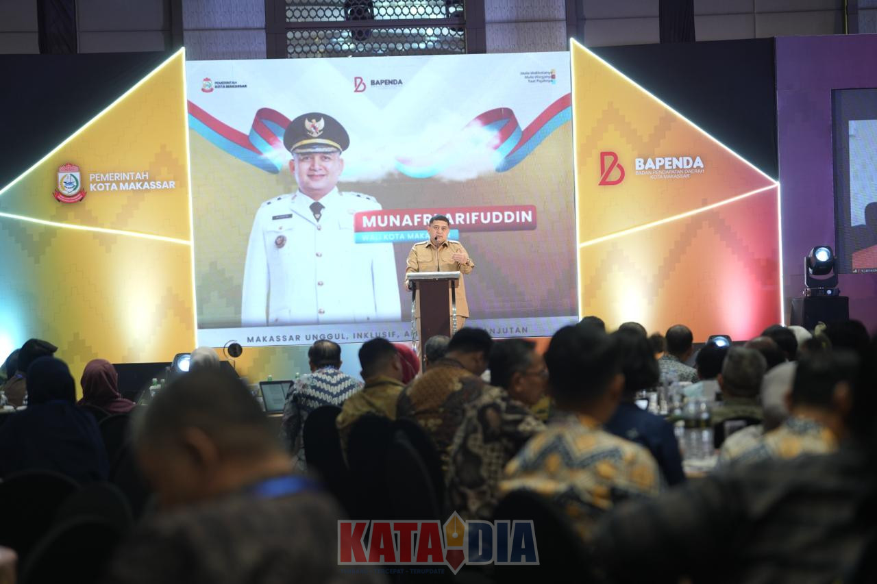 Wali Kota Makassar, Munafri Arifuddin, menegaskan bahwa pelaksanaan Rapat Koordinasi Pendapatan Asli Daerah (PAD) Pemerintah Kota Makassar Tahun 2026 tidak boleh sekadar menjadi agenda seremonial, melainkan harus mampu melahirkan capaian konkret yang dapat direalisasikan secara nyata.