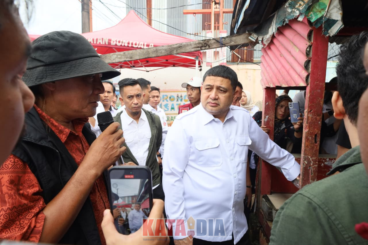 Kreativitas anak muda Kota Makassar kembali menghadirkan solusi konkret atas persoalan lingkungan.