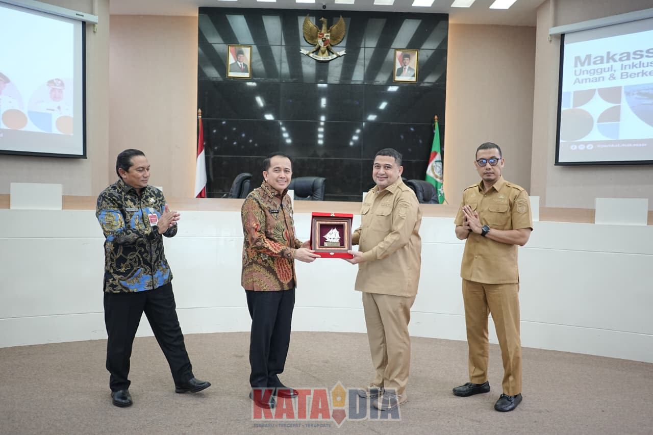 Wali Kota Makassar, Munafri Arifuddin, menegaskan komitmennya dalam memperkuat tata kelola Anggaran Pendapatan dan Belanja Daerah (APBD) agar lebih akuntabel dan berdampak langsung bagi masyarakat.