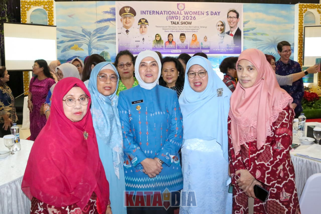 Wakil Wali Kota Makassar Aliyah Mustika Ilham secara resmi membuka kegiatan International Women’s Day Talkshow 2026