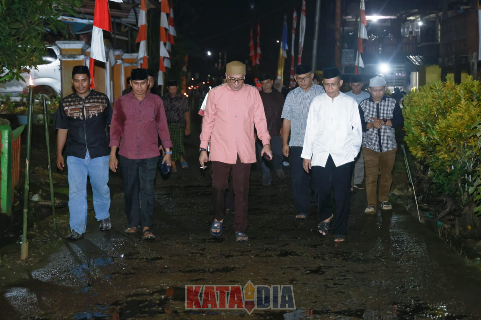 Wakil Bupati Barru, Abustan Andi Bintang, bersama unsur Forkopimda dan para pimpinan Organisasi Perangkat Daerah (OPD)