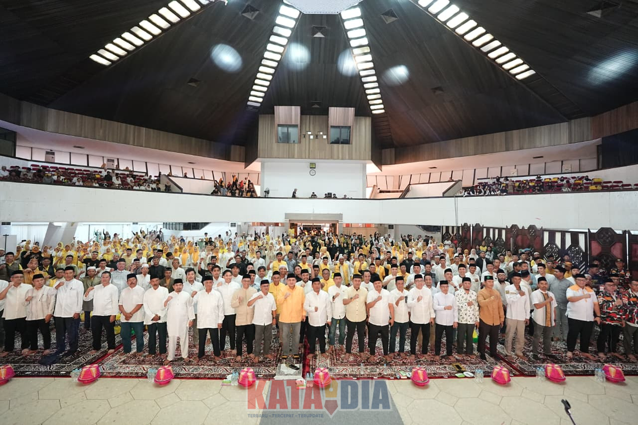 Dewan Pimpinan Daerah (DPD) II Partai Golkar Kota Makassar memanfaatkan momentum bulan suci Ramadan untuk mempererat ukhuwah Islamiyah sekaligus memperkuat soliditas kader dan simpatisan.