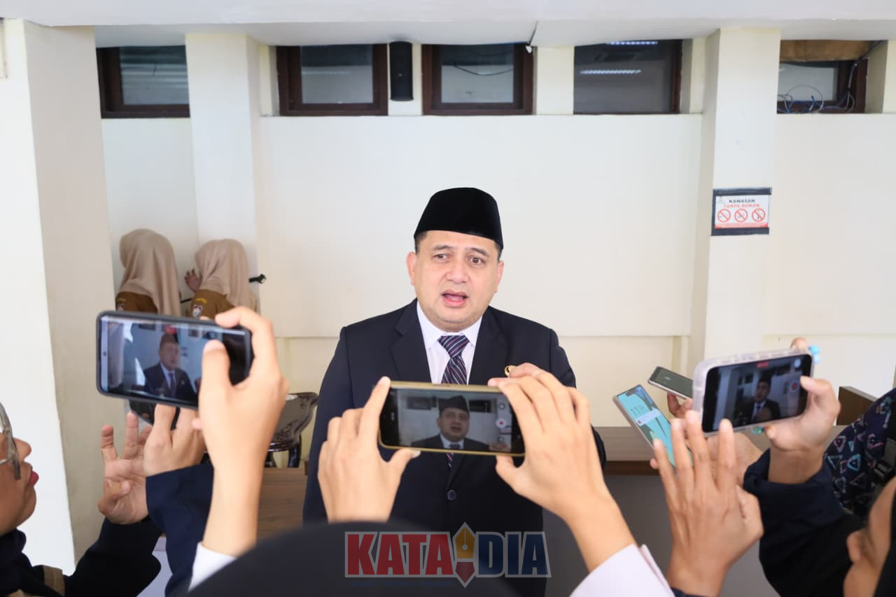 Fenomena aksi tembak-tembakan menggunakan senjata mainan jenis “mega” yang menembakkan peluru plastik hingga jeli kian marak terjadi selama bulan suci Ramadan di Kota Makassar.