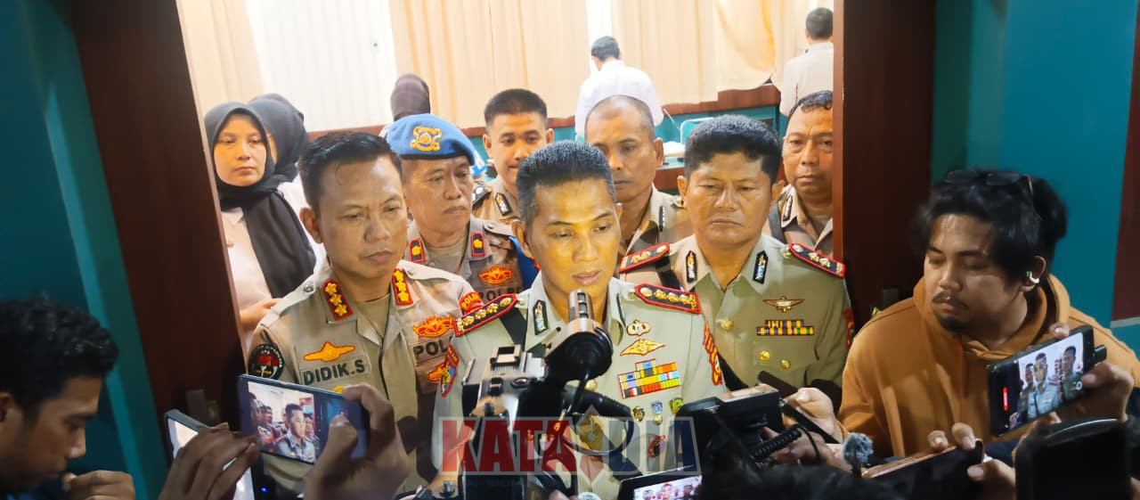 Polda Sulawesi Selatan menggelar sidang kode etik dan profesi terhadap Bripda P dalam kasus meninggalnya Bripda Dirja Pratama. Sidang berlangsung pada Senin (02/03/2026)