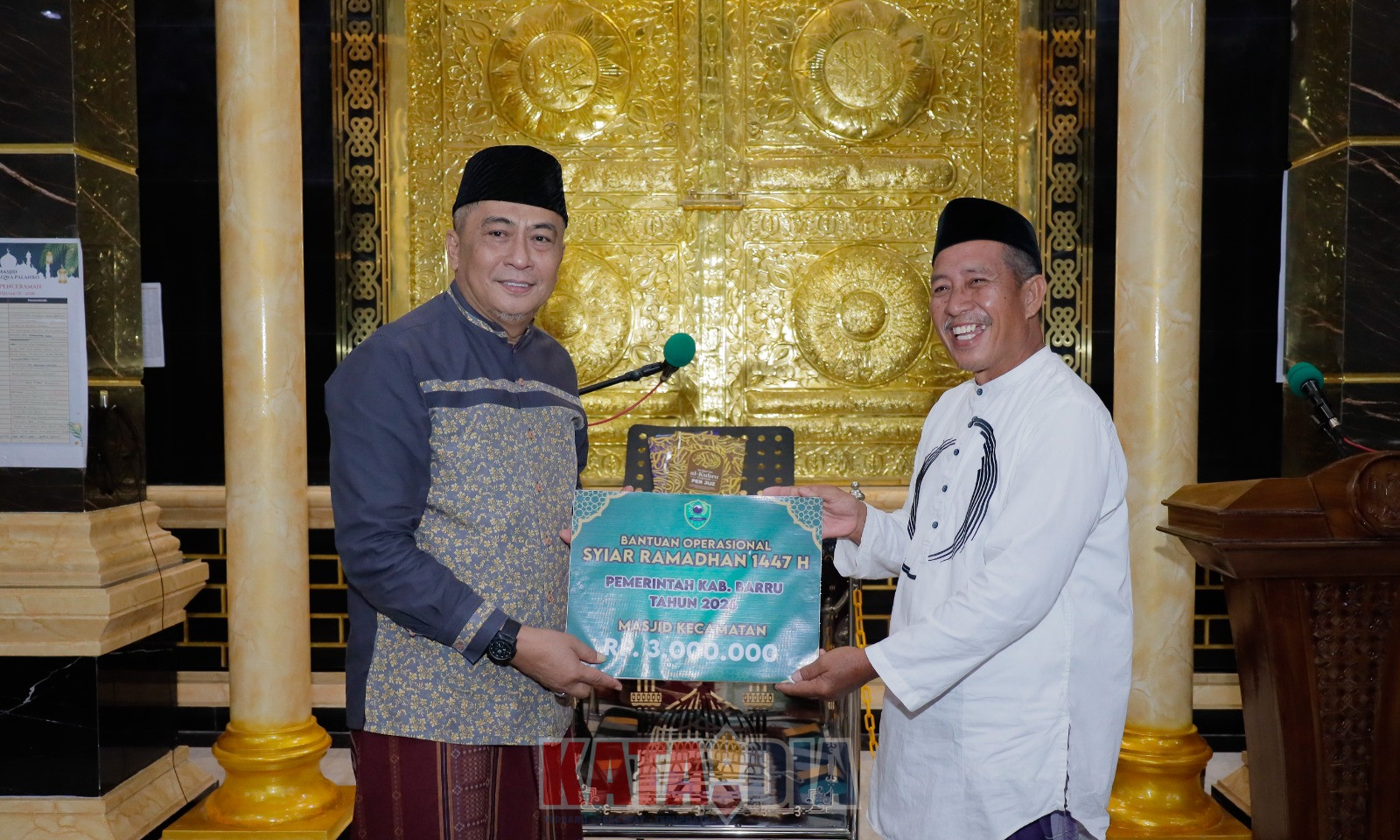 Wakil Bupati Barru, Abustan A. Bintang, menghadiri kegiatan Safari Ramadan Pemerintah Kabupaten Barru di Masjid Besar Taqwa Palanro, Kelurahan Palanro, Kecamatan Mallusetasi, Kabupaten Barru, Kamis (5/3/2026).