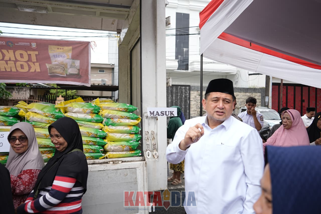 Menjelang Hari Raya Idulfitri, Pemerintah Kota Makassar menggelar gerakan pasar murah di berbagai kelurahan guna membantu masyarakat memperoleh kebutuhan pokok dengan harga yang lebih terjangkau.