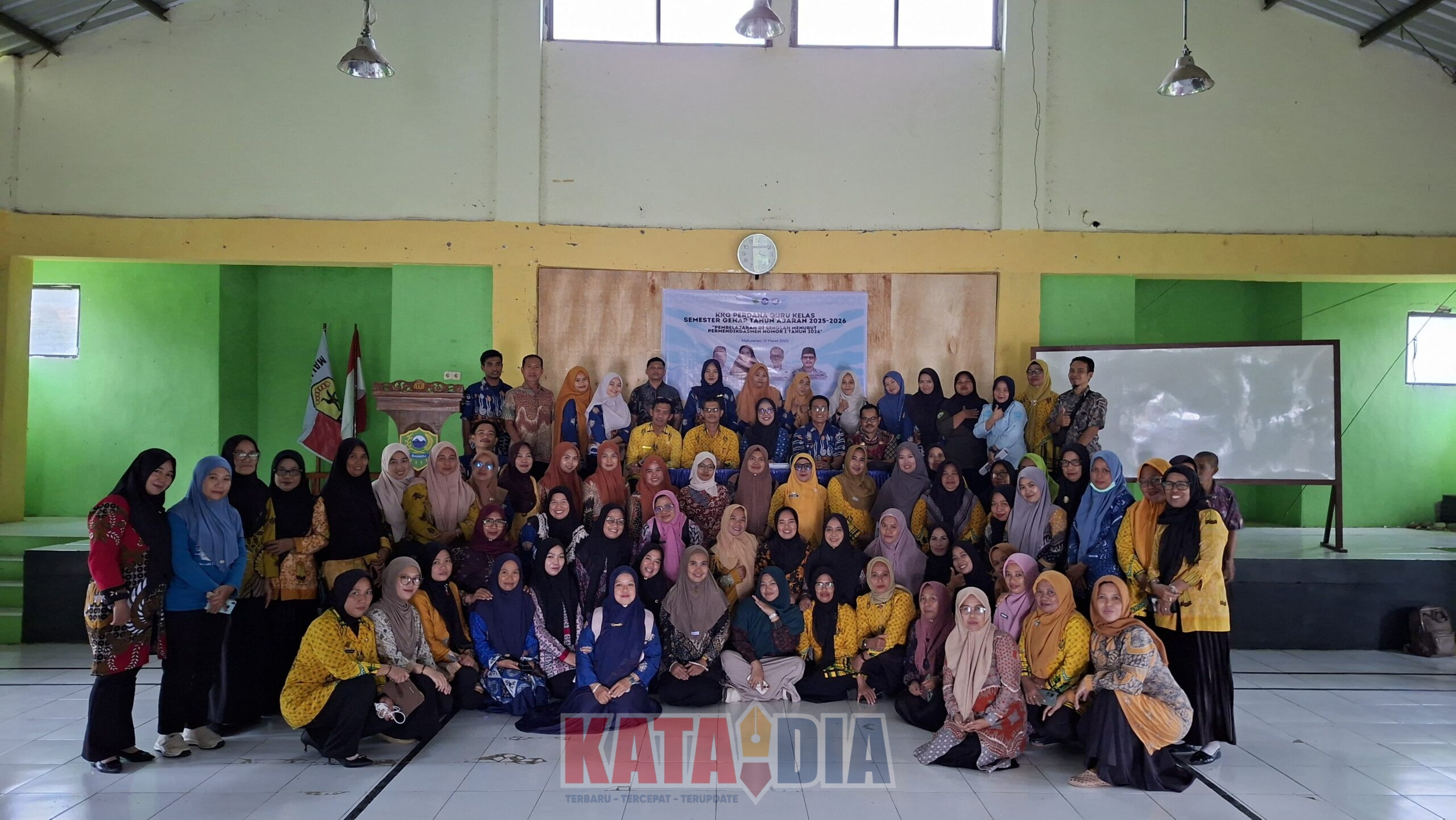 Kepala Dinas Pendidikan dan Kebudayaan Kabupaten Barru, Andi Milawaty, membuka kegiatan Kelompok Kerja Guru (KKG) perdana Guru Kelas semester genap tahun ajaran 2025–2026