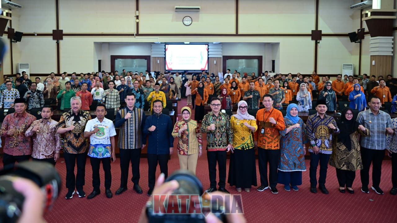 Wakil Wali Kota Makassar, Aliyah Mustika Ilham menghadiri acara penandatanganan Nota Kesepakatan (MoU) tentang penyediaan,