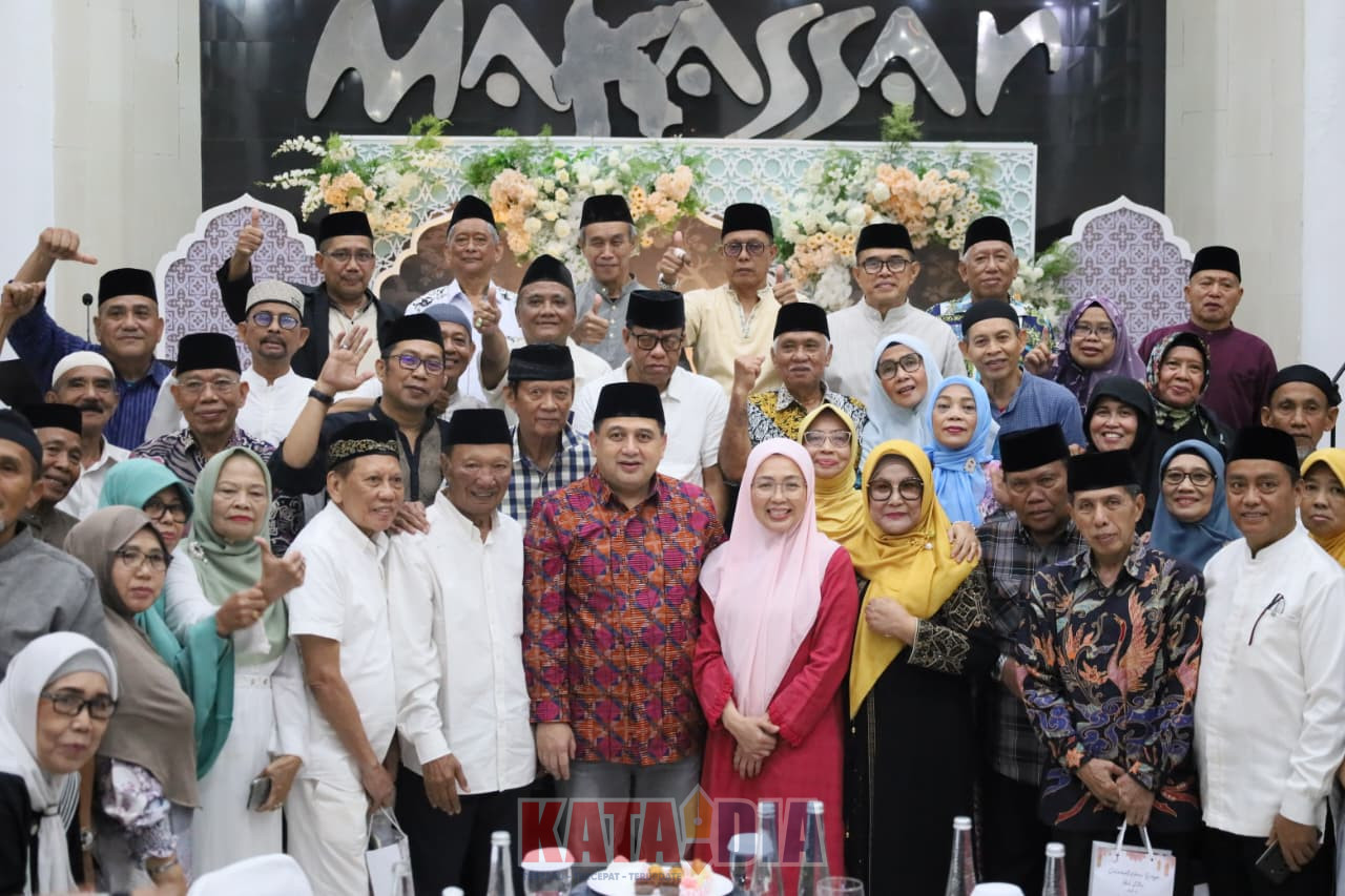 Suasana khidmat dan penuh kekeluargaan terasa saat Wali Kota Makassar Munafri Arifuddin bersama Ketua TP PKK Makassar Melinda Aksa
