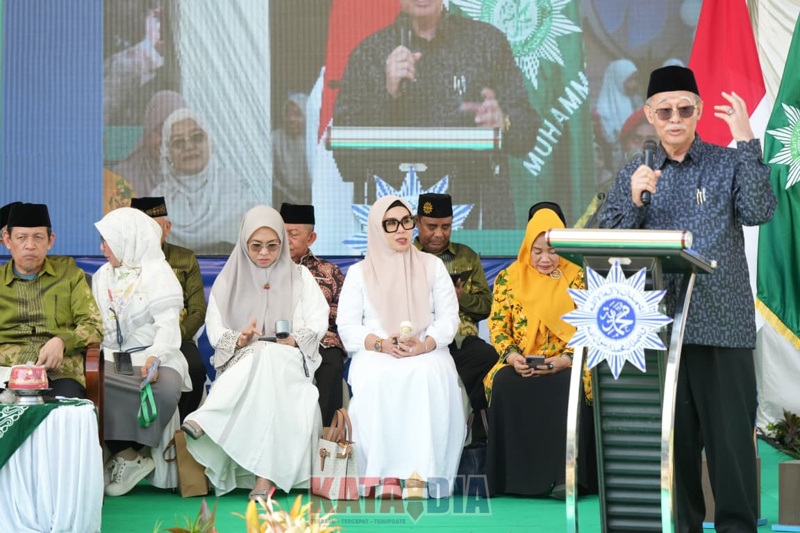 Bupati Barru, Andi Ina Kartika Sari, menghadiri kegiatan Syawalan 1447 Hijriah Muhammadiyah Sulawesi Selatan