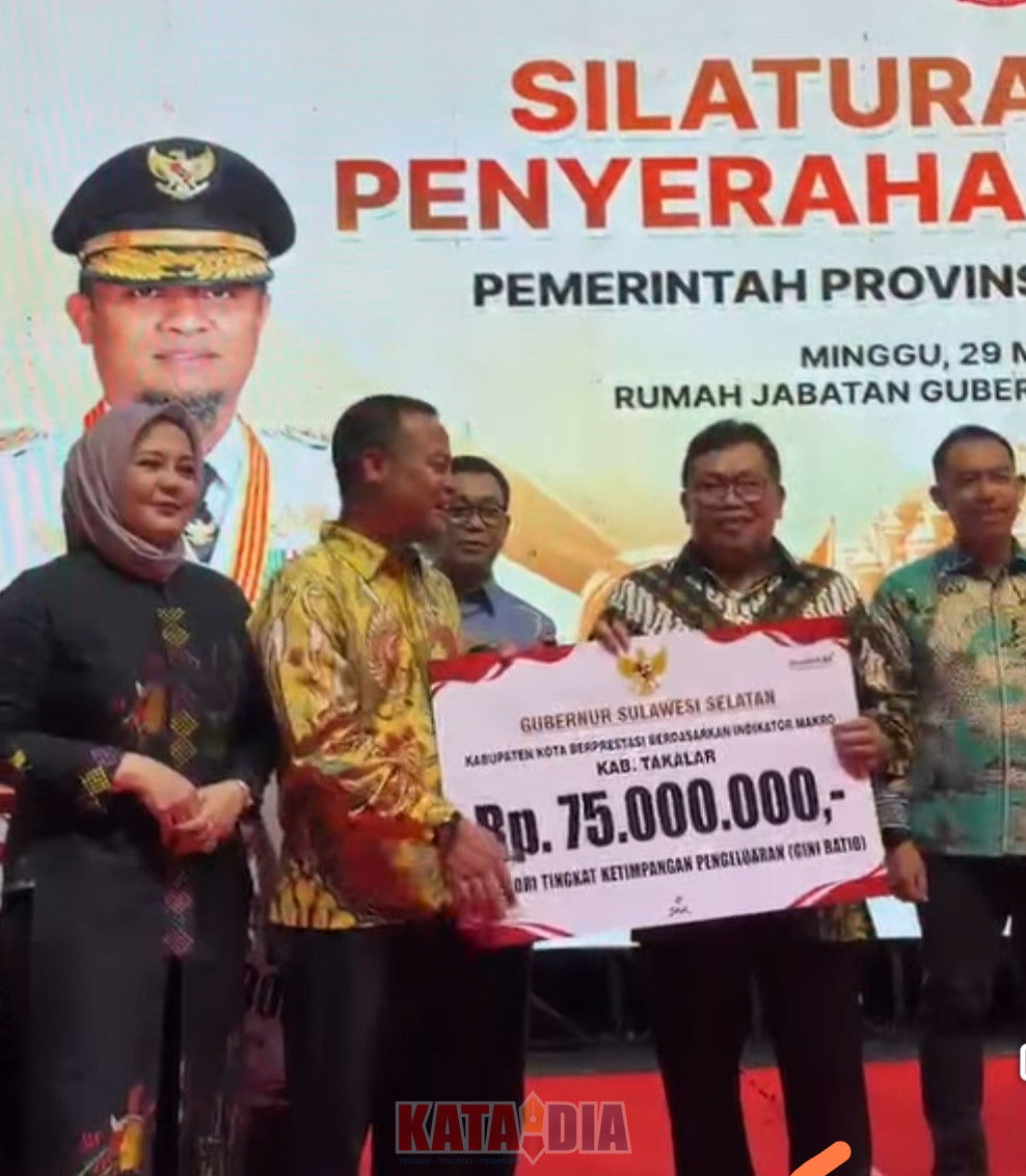 Pemerintah Kabupaten Takalar kembali menorehkan prestasi di tingkat provinsi dengan meraih apresiasi sebagai kabupaten/kota berprestasi berdasarkan indikator makro dari Pemerintah Provinsi Sulawesi Selatan.