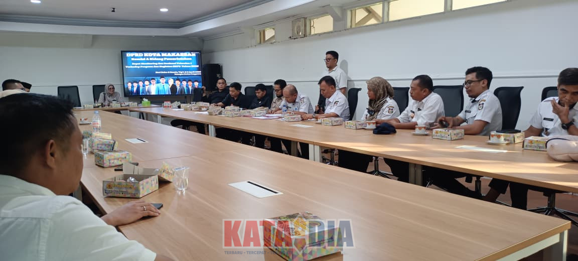 Komisi-komisi DPRD Kota Makassar menggelar rapat monitoring dan evaluasi (monev) triwulan pertama Tahun Anggaran 2026