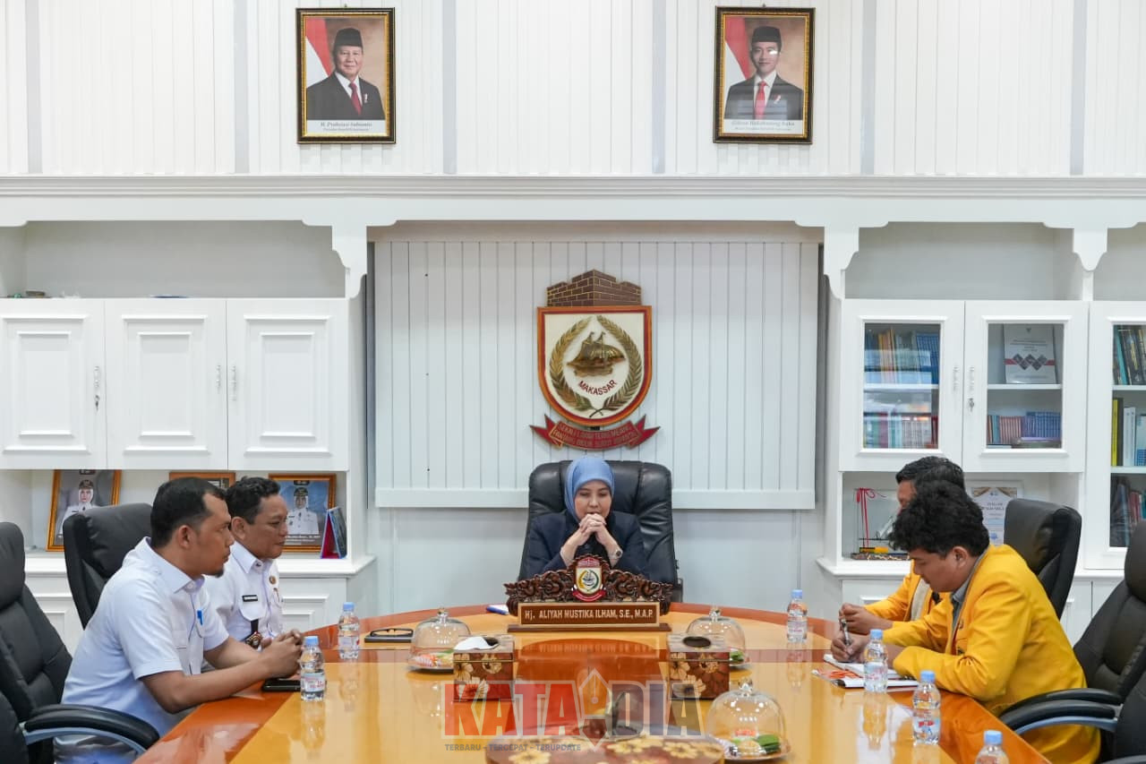 Wakil Wali Kota Makassar, Aliyah Mustika Ilham, menerima audiensi dari Majelis Permusyawaratan Mahasiswa Universitas Negeri Makassar (MPM UNM) Periode 2025–2026,