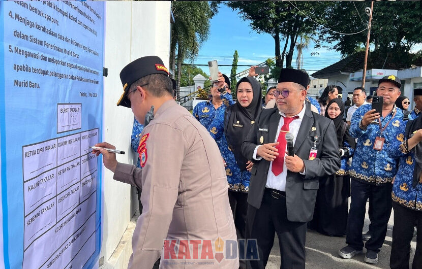 Pemerintah Kabupaten Takalar menggelar upacara peringatan Hari Kebangkitan Nasional (Harkitnas) Tahun 2026 di Lapangan Upacara Kantor Bupati Takalar