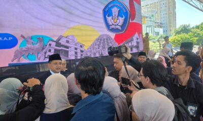Wali Kota Makassar, Munafri Arifuddin, menunjukkan sikap tegas merespons isu dugaan pungutan liar (pungli)