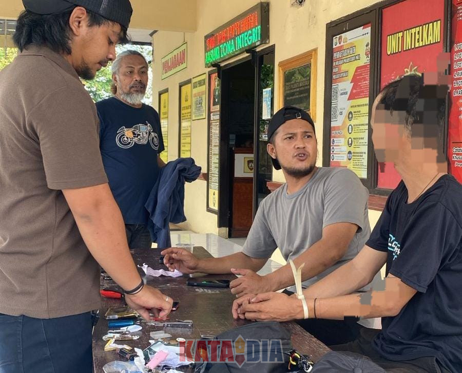 Unit Resmob Polsek Manggala berhasil mengungkap kasus dugaan tindak pidana pencurian perhiasan emas dengan nilai kerugian mencapai Rp75 juta