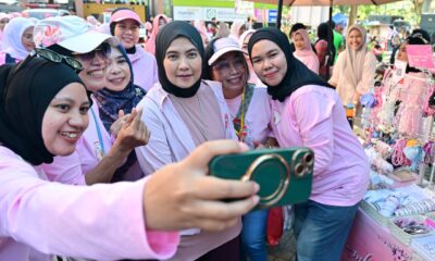Wakil Wali Kota Makassar, Aliyah Mustika Ilham, secara resmi melepas peserta Jalan Sehat dalam rangka memperingati International Day of the Midwife