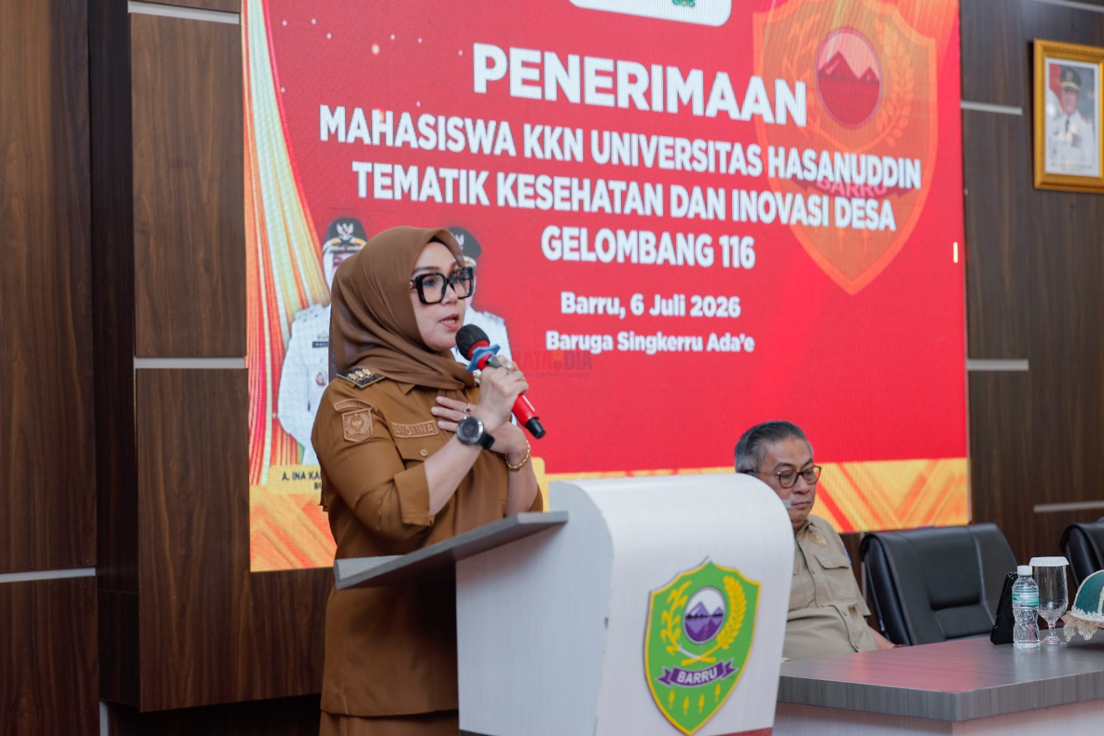 Pemerintah Kabupaten Barru secara resmi menerima mahasiswa Kuliah Kerja Nyata (KKN) Tematik Kesehatan dan Inovasi Desa Gelombang 116 Universitas Hasanuddin (Unhas) Tahun 2026