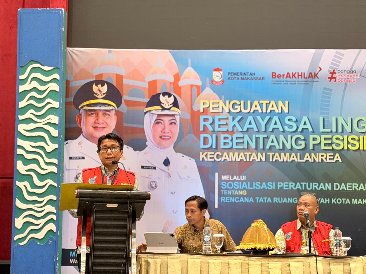 Dinas Tata Ruang dan Bangunan (Distaru) Kota Makassar menghadirkan inovasi baru bertajuk Rekayasa Lingkungan Bentang Pesisir (Railing Besi) pada 2026