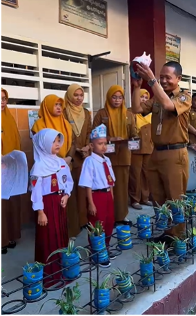 Suasana penuh semangat dan kehangatan mewarnai hari pertama pelaksanaan Masa Pengenalan Lingkungan Sekolah (MPLS) Tahun Ajaran 2026/2027 di SD Inpres Banta-Bantaeng 1 Makassar,