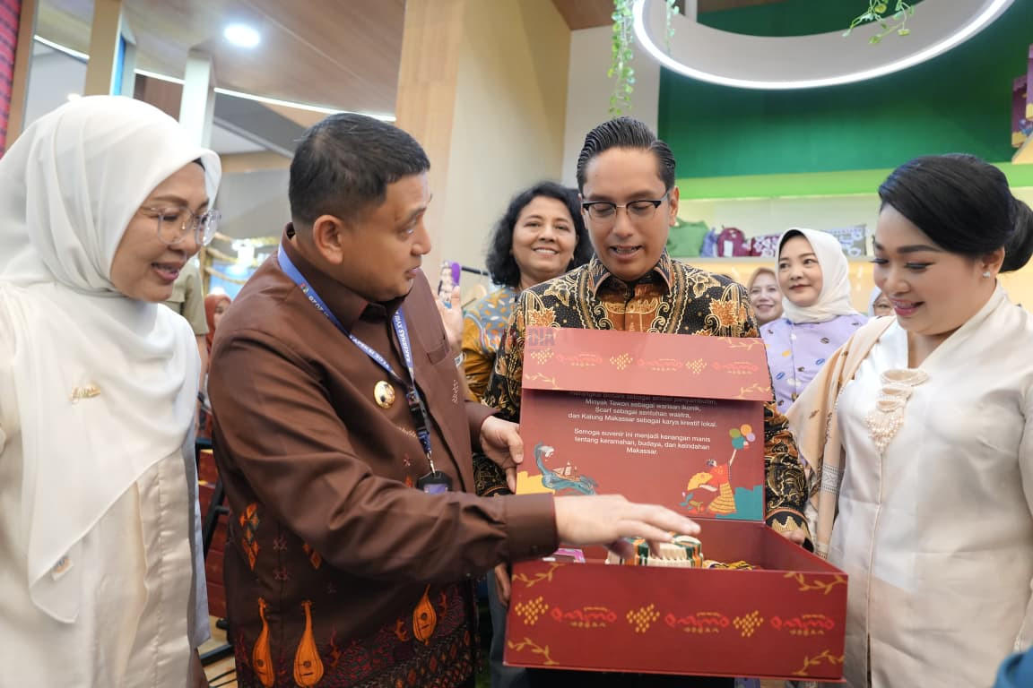Pemerintah Kota Makassar kembali mencuri perhatian dalam ajang Indonesia City Expo (ICE), Pentas Seni, dan Bazar UMKM