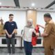 Wali Kota Makassar, Munafri Arifuddin, secara resmi menerima 248 mahasiswa Kuliah Kerja Nyata (KKN) Gelombang 116 Universitas Hasanuddin (Unhas) Periode Juni–Agustus 2026