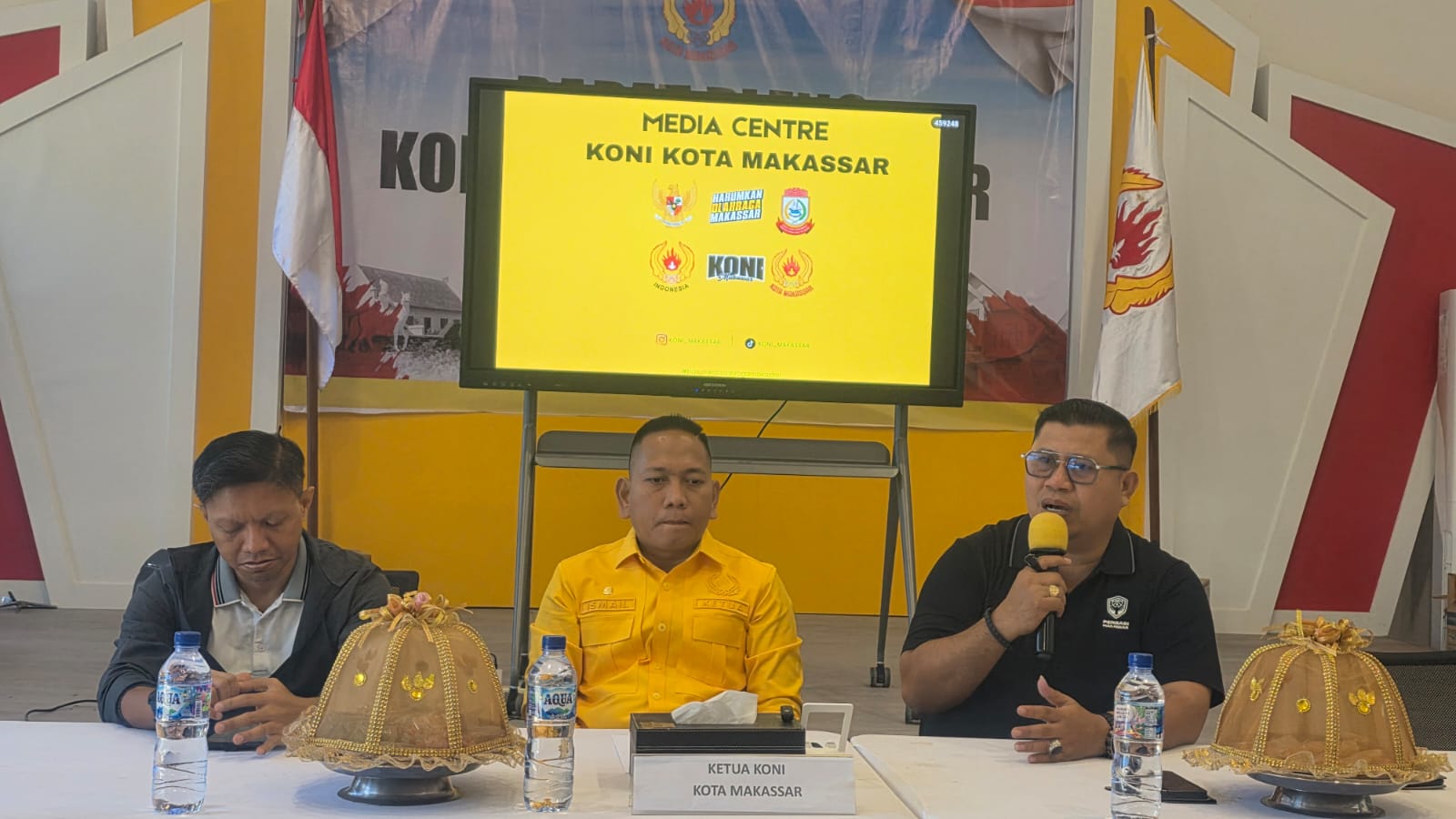 Auditor Internal Komite Olahraga Nasional Indonesia (KONI) Kota Makassar, Ayuzar, membantah berbagai tudingan