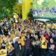 Calon Ketua DPD I Partai Golkar Sulawesi Selatan, Ilham Arief Sirajuddin (IAS), resmi mengembalikan formulir pendaftaran kepada Tim Penjaringan Calon Ketua DPD I Partai Golkar Sulsel,