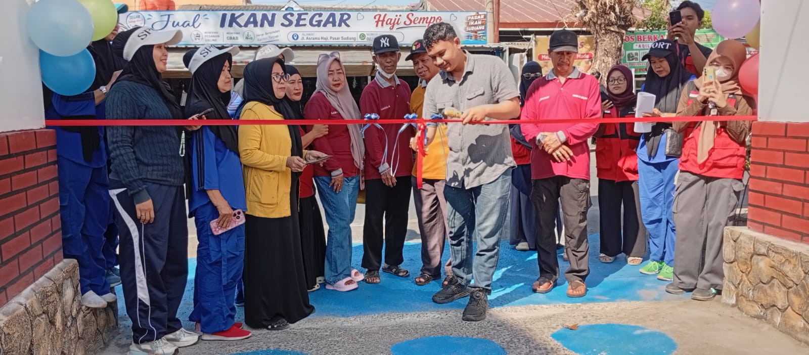 Warga Kompleks BTN Tirasa Pratama Indah, Kelurahan Sudiang, Kecamatan Biringkanaya,