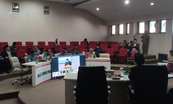 Dewan Perwakilan Rakyat Daerah (DPRD) Kota Makassar menggelar Rapat Paripurna Penyampaian Laporan Hasil Reses Masa Persidangan Ketiga Tahun Sidang 2025–2026