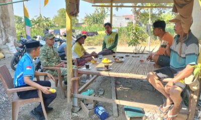 Babinsa Desa Bontolangkasa Selatan Koramil 1409-08/Bontonompo, Sertu Hasrul.S, terus memperkuat komunikasi