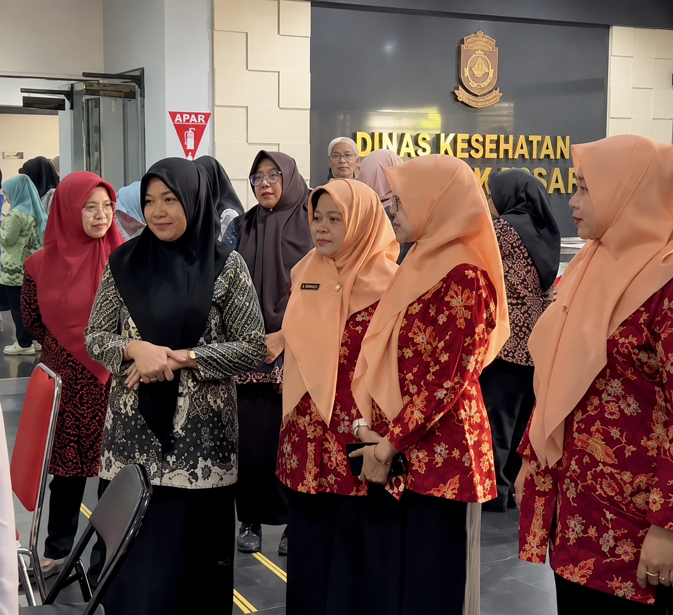 Dinas Kesehatan (Dinkes) Kota Makassar menyelenggarakan kegiatan bakti sosial donor darah dalam rangka menyambut Hari Ulang Tahun (HUT) ke-81 Kemerdekaan Republik Indonesia.